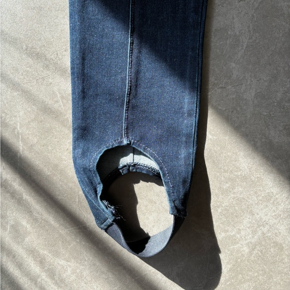 BOGNER Stirrup Jeans Size 27- XS High Waist, Slim Fit for Women Gold Zipper NWT - Picture 13 of 14